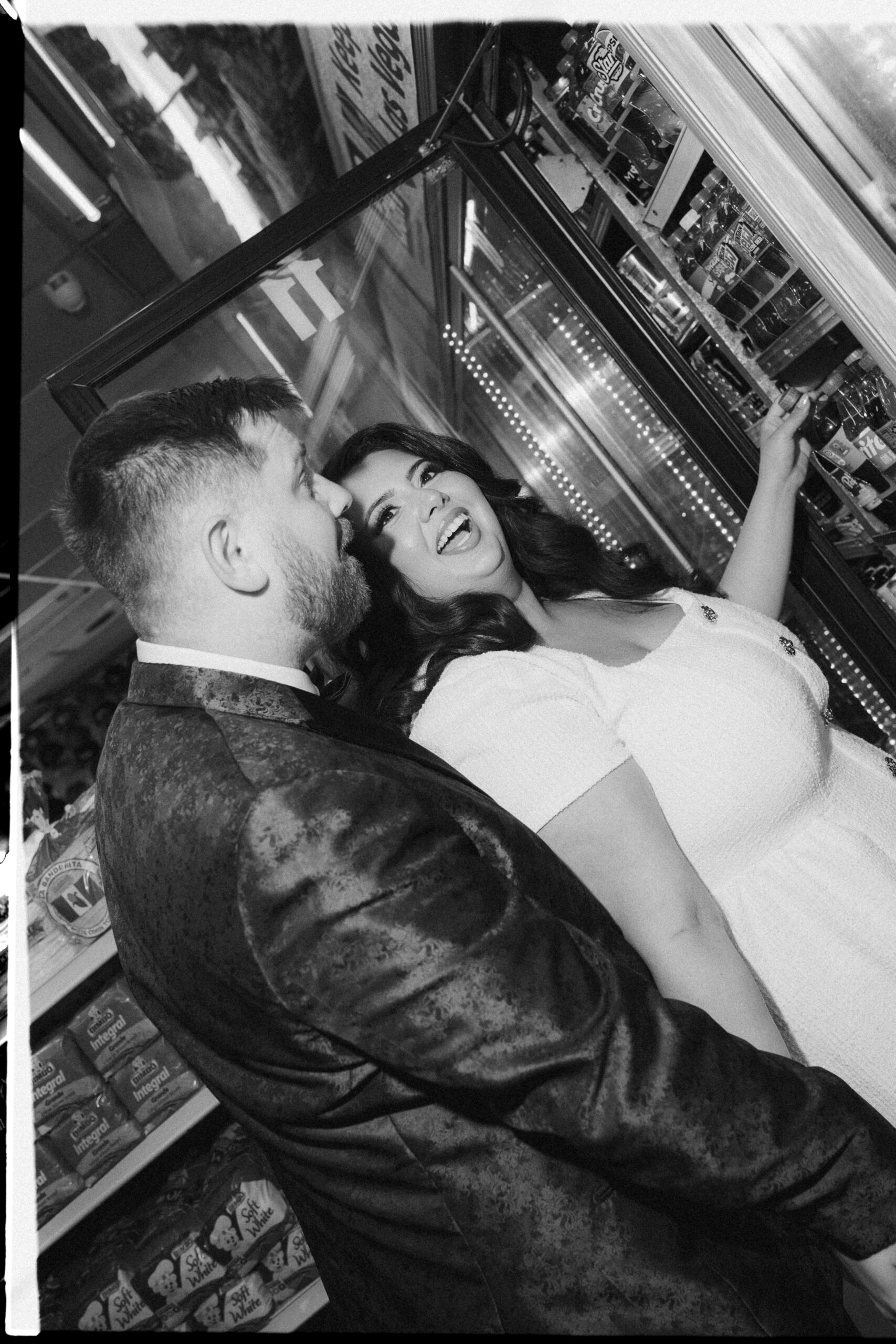 Candid Las Vegas elopement photography by Raddie Maddie Photo